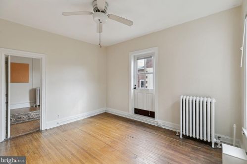 601 18 St, Philadelphia PA 19140-1013 exterior