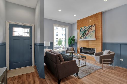 4411 Calumet Ave, Chicago IL  60653-3306 exterior