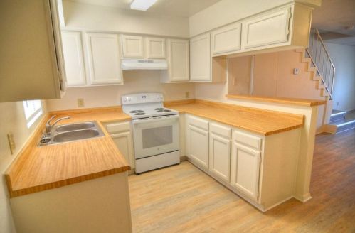 2168 Aspen Dr, Dallas TX  75227-8167 exterior