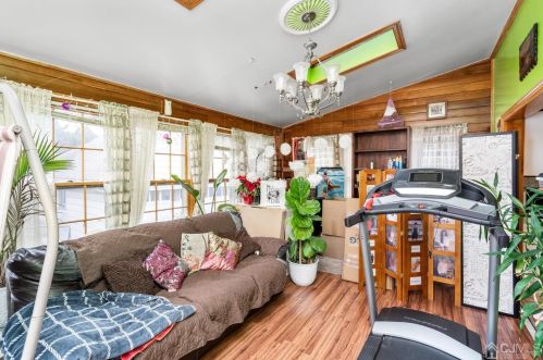 6 8 St, New Brunswick NJ 08902-4534 exterior