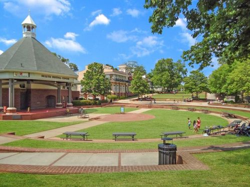 3679 Montrose Pond Ct, Duluth GA 30096-6636 exterior