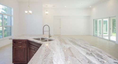 1660 Lexington Dr, Fort Pierce FL 34953-1629 exterior