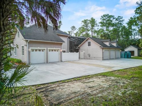 4785 18th Ave, Naples, FL 34117-9131