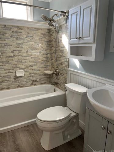 4 Cheryl Ave, Wallingford CT  06492-3911 exterior