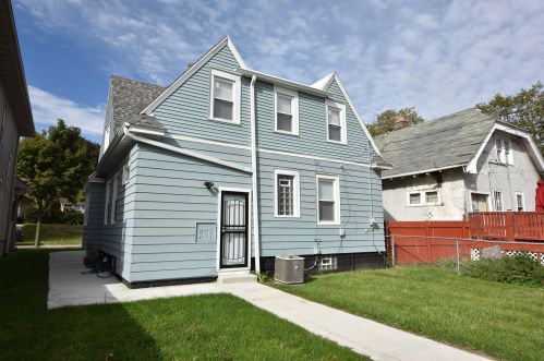 3786 10th St, Milwaukee WI  53206-3315 exterior