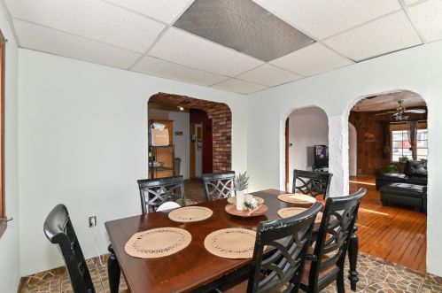 1813 59, Milwaukee WI 53214-5129 exterior