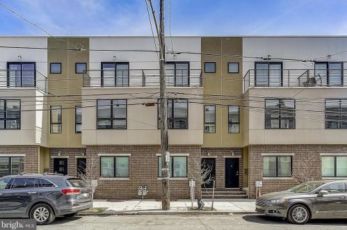 1333 Howard St, Philadelphia PA 19122-3209 exterior