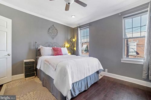 2417 Camac St, Philadelphia PA 19148-3510 exterior