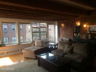 120 Fulton St, Boston MA  02109 exterior