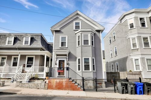 78 Harbor View St, Boston, MA