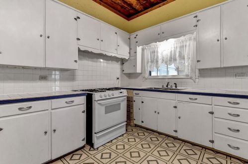 1230 Gandy St, Denison TX 75020-3409 exterior