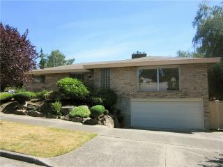 6055 41st Ave, Seattle, WA 98136-1605