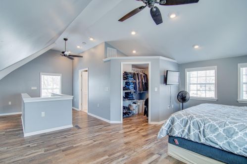 5446 Stack Dr, Milwaukee WI 53219-3137 exterior