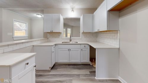 2672 Beecher Dr, Austell GA 30106-1701 exterior