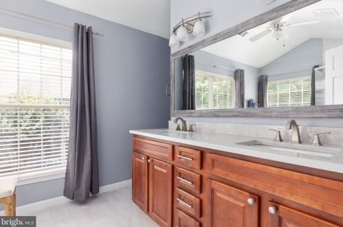 6378 Alderman Dr, Alexandria VA 22315-3731 exterior