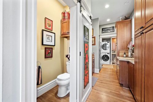 36 Portland Pl, Saint Louis MO 63108-1242 exterior