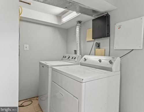 442 Manor Pl, Washington DC  20010-1714 exterior