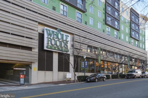 6036 Loganwood Dr, Rockville MD 20852-3459 exterior