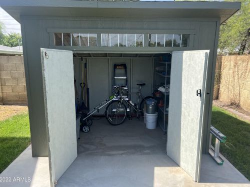 6720 11th St, Phoenix AZ  85014-1028 exterior