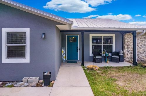 1320 16th St, Naples, FL 34120-5416