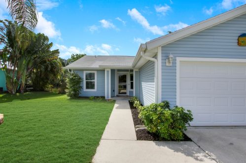 1114 Fargo Ave, Fort Pierce, FL 34953-6833