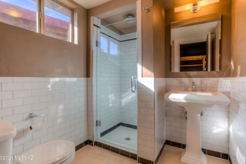 2716 6 St, Tucson AZ 85716-4862 exterior