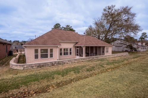 110 18 St, Huntsville TX 77340-4370 exterior