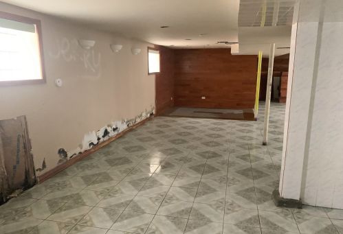 6148 Moody Ave, Chicago IL 60638-4312 exterior