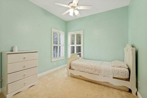 681 Little Kayak Pt, Fort Pierce FL  34983-3516 exterior