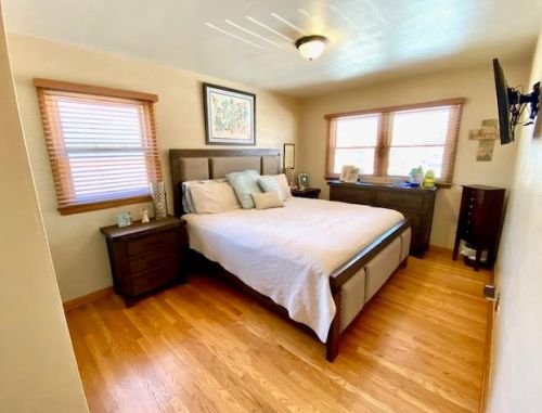 2551 89, Milwaukee WI 53226-1805 exterior