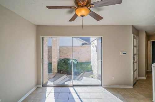 16711 Capewood Dr, Humble TX 77396-4027 exterior