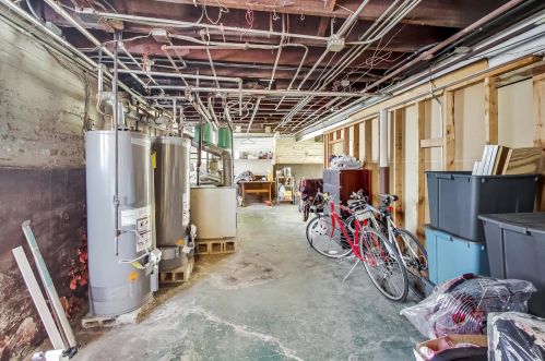 2501 Superior St, Chicago IL 60644-1326 exterior