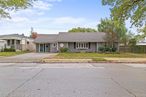 18258 Robert St, Melvindale MI  48122-1421 exterior