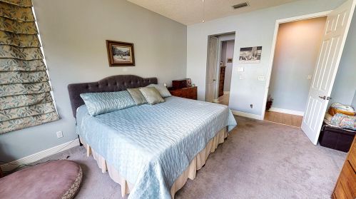 9601 Royal Poinciana Dr, Fort Pierce FL  34987-2508 exterior