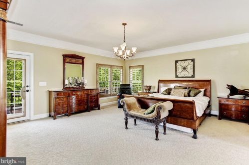 43266 Parkers Rdg Dr, Leesburg VA 20176-5132 exterior