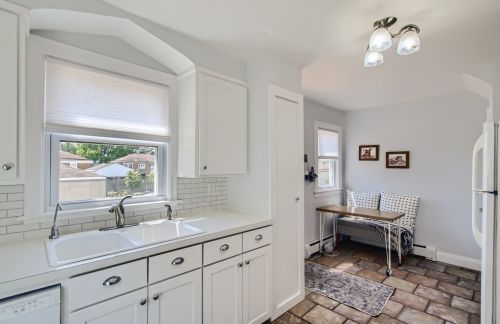 2230 12 Ave, Broadview IL 60153-1404 exterior