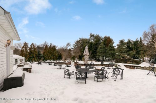 423 Peter Forman Dr, East Freehold NJ 07728-9346 exterior