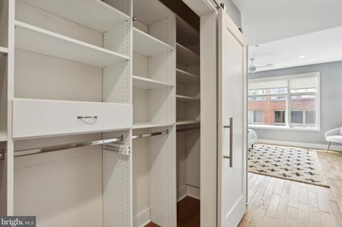 1427 Kater St, Philadelphia PA 19147-1851 exterior