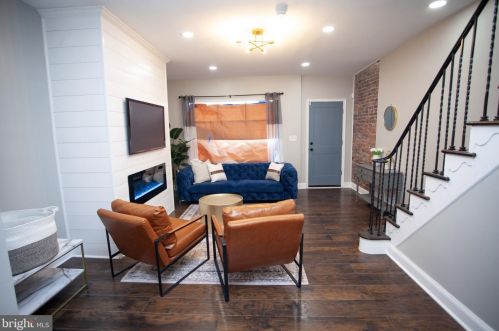 2022 21 St, Philadelphia PA 19145-2722 exterior