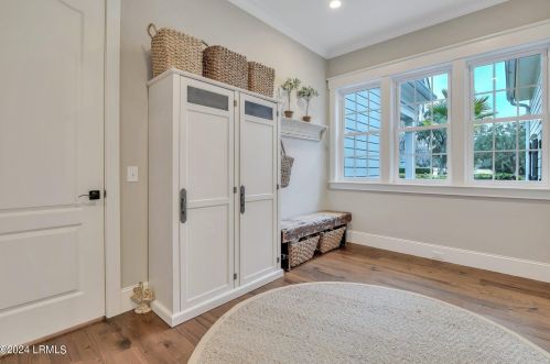 8 Berkeley Ct, Bluffton SC 29910-4839 exterior