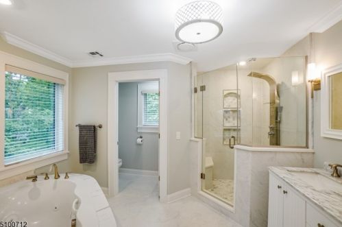 30 Mount Pleasant Pkwy, Livingston NJ  07039-2821 exterior