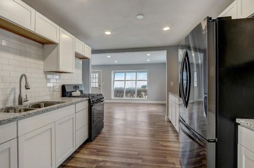 3379 57, Milwaukee WI 53218-4217 exterior