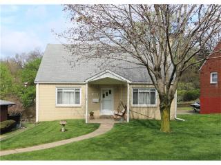 1022 Glencoe Ave, Pittsburgh PA  15220-2832 exterior