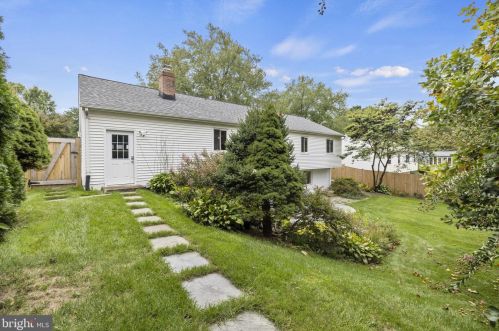 14921 Clavel St, Rockville MD  20853-1545 exterior