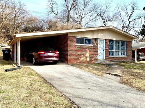 1328 Mendell Dr, Saint Louis MO 63130-1516 exterior