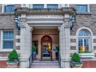 709 16th Ave, Portland OR  97205-2617 exterior