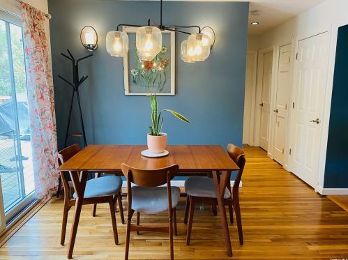 35 Lieper St, Huntington Station NY 11746-3836 exterior