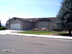 5090 Sky Vista Ave, Yakima, WA 98901-1620