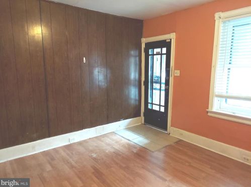 668 2nd St, Trenton NJ  08611-3332 exterior