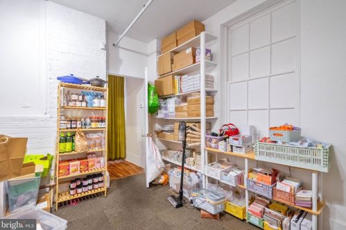 520 4 St, Philadelphia PA 19140-2417 exterior